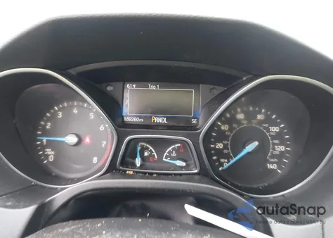 2018 Ford Focus Se z USA, uszkodzony, nr VIN 1FADP3F2XJL206441